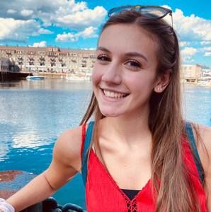 Meet your Posher, Noelle